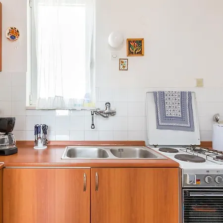 Vemar - Near The Beach, Private Parking *