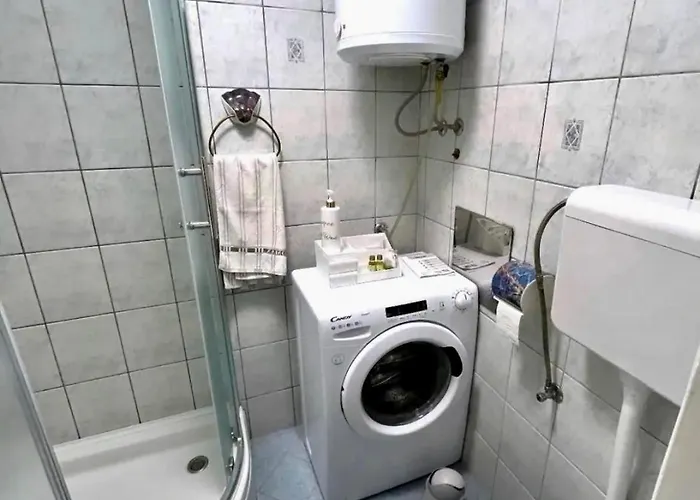 Apartman Vemar - Near The Beach, Private Parking *