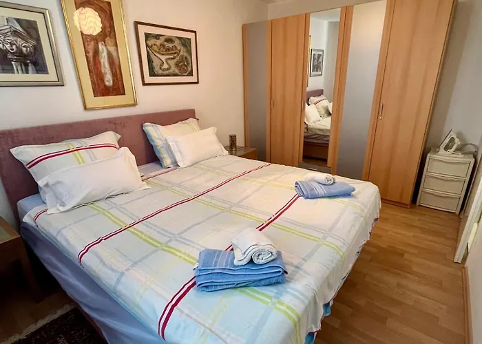 Vemar - Near The Beach, Private Parking